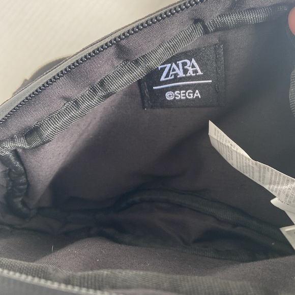 ZARA X SEGA - Mega drive Controller Control Pad Waist Bag - NWT - Picture 5 of 10